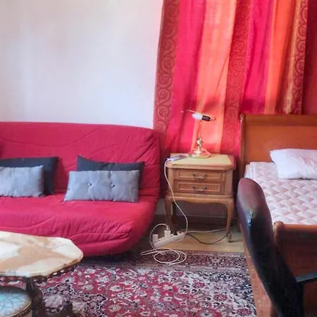 D'une Avec Terrasse Amenagee Et Wifi A Le Francois * Vitry-le-Francois