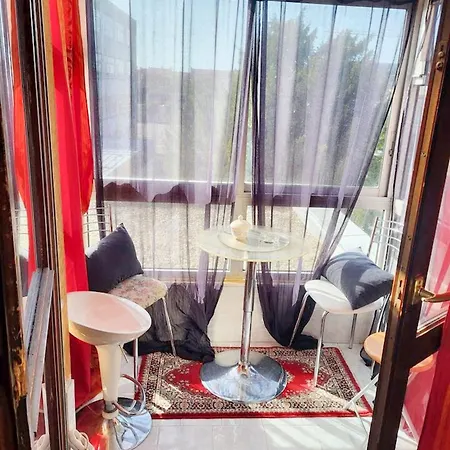 D'une Avec Terrasse Amenagee Et Wifi A Le Francois Apartment Vitry-le-Francois