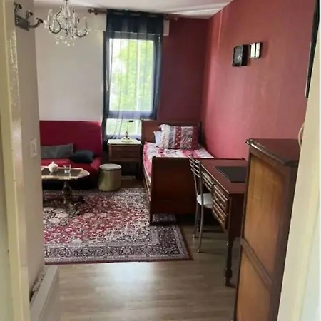 D'une Avec Terrasse Amenagee Et Wifi A Le Francois *